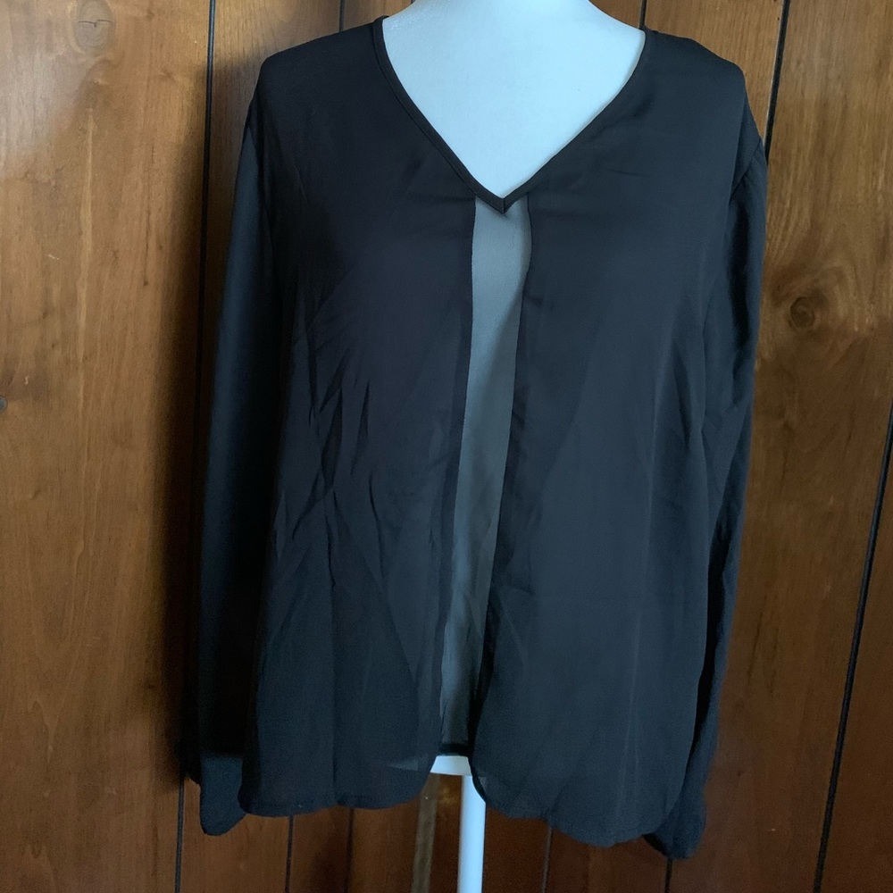 Mesh center blouse